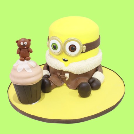 Minion Cake