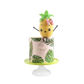 Pineapple Cake, Pastel decorado con figura de piña en fondant 3D -