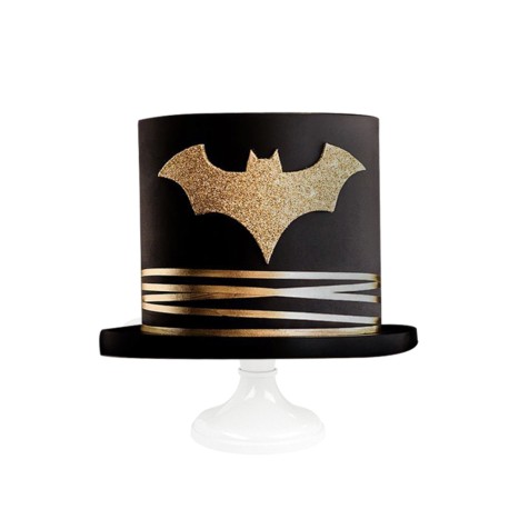 Golden Batman, pastel con decoración dorada de azúcar para cumpleaños