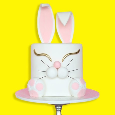 Cute Bunny, Pastel con forma de conejito alegre