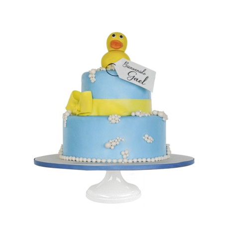 Pastel decorado con patito de hule amarillo con azúl